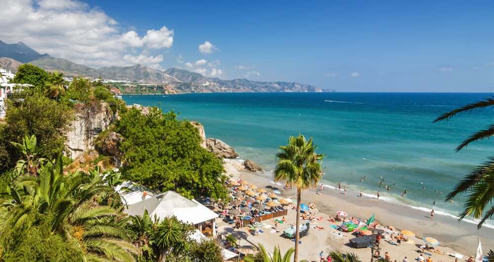 Het strand van Nerja